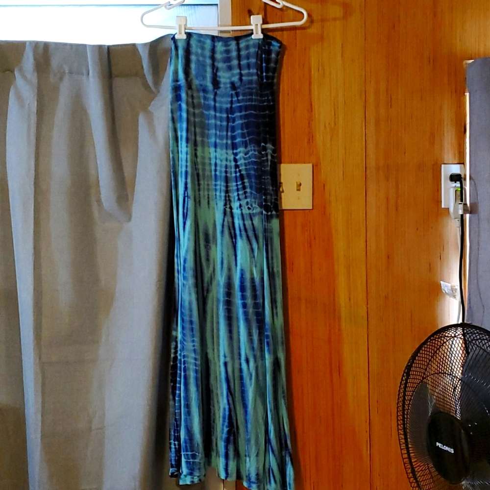 Tie dye blue skirt